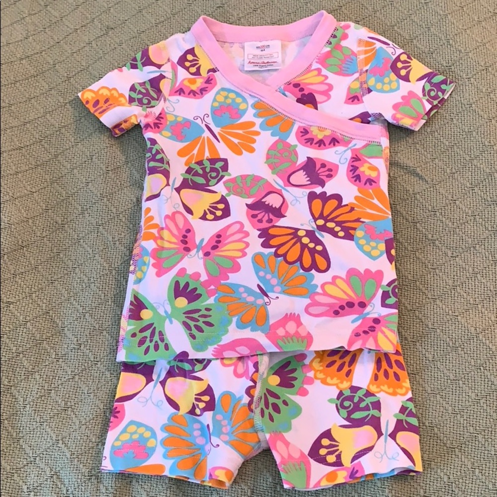 Hanna Andersson short sleeve and shorts pajamas